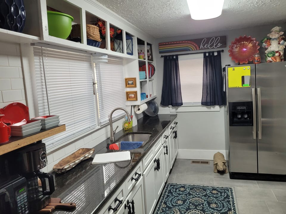 Fully equipped kitchen