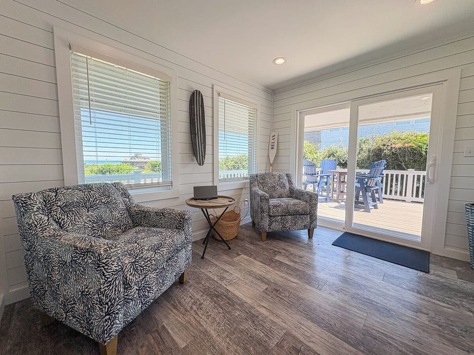 Sitting Area 2026