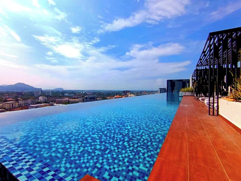 Rooftop pool