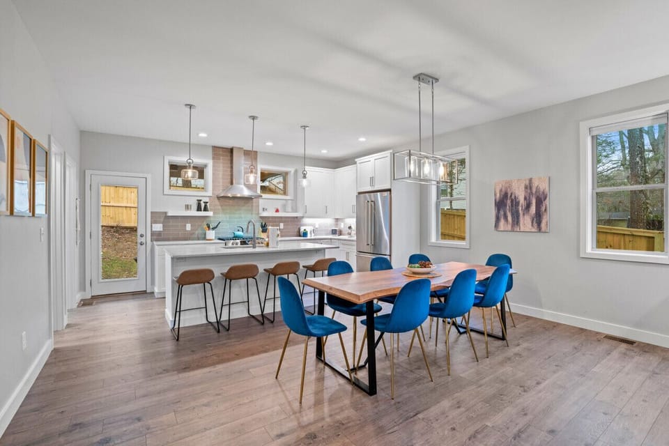 Open Modern Floor Plan