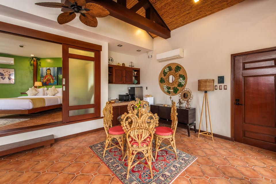 ARAW Villa with Wellness Butler Service, Wellness Activities and Wellness Facilities | In-room dining