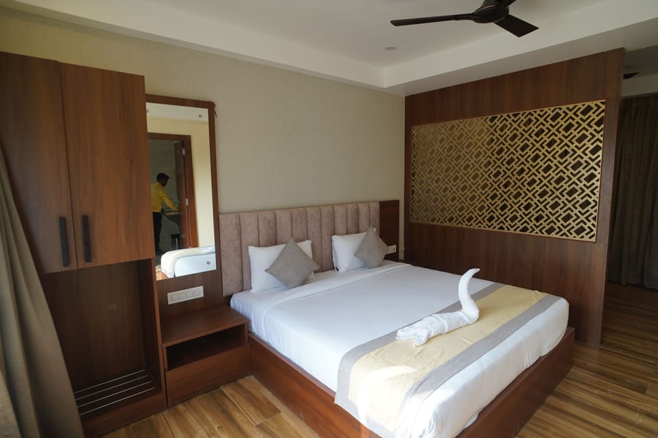 Premium Villa | Desk