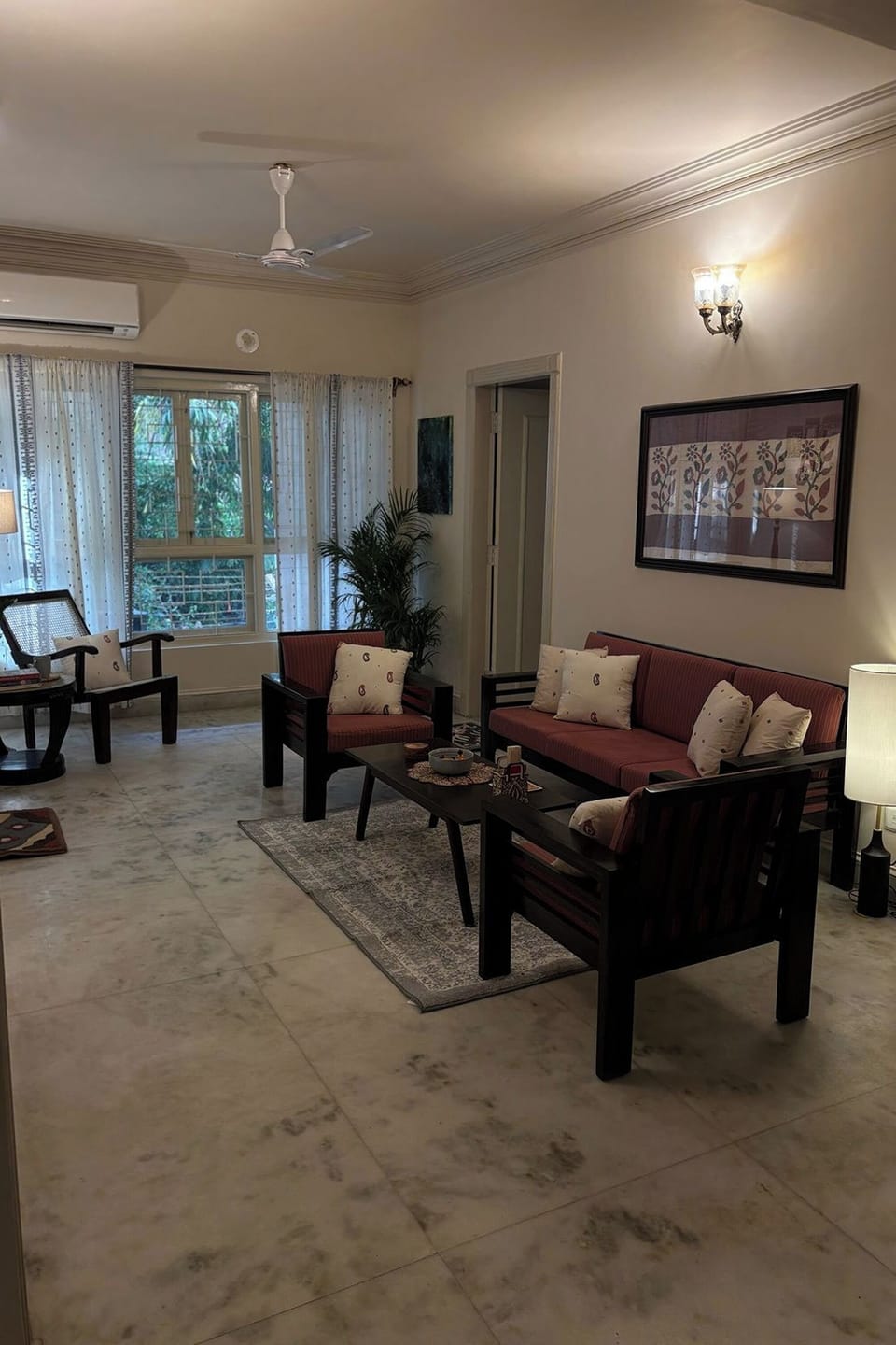Deluxe Room | Desk, iron/ironing board, free WiFi, bed sheets