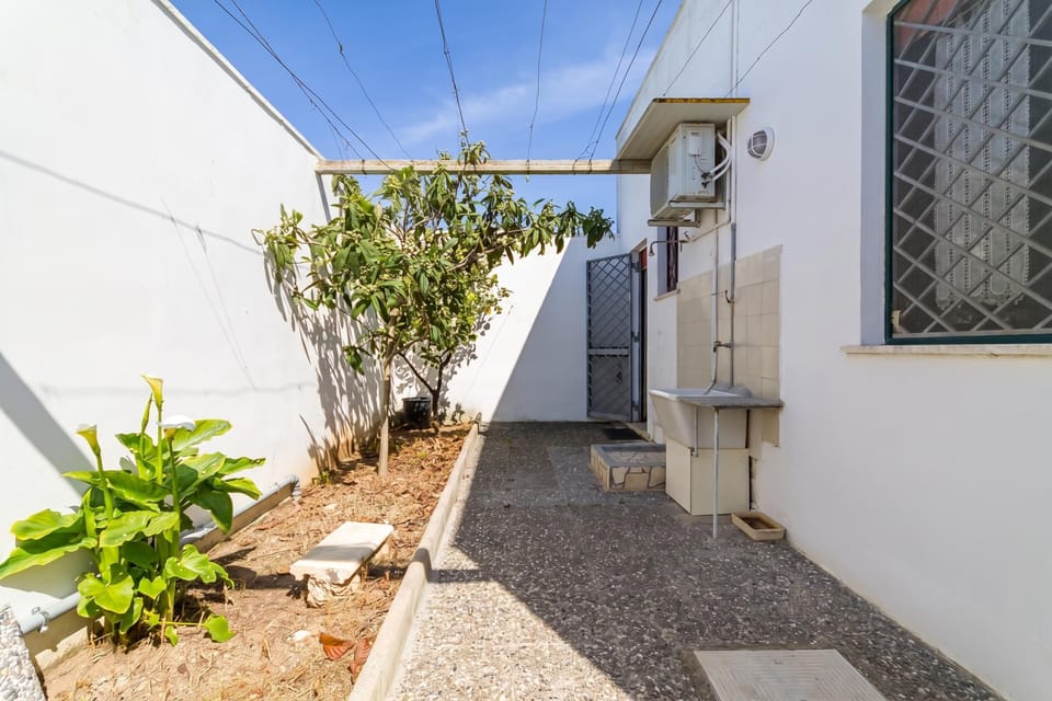 Standard House, 2 Bedrooms, Air conditioning (Villetta Fina Bella with Parking near) | Property grounds
