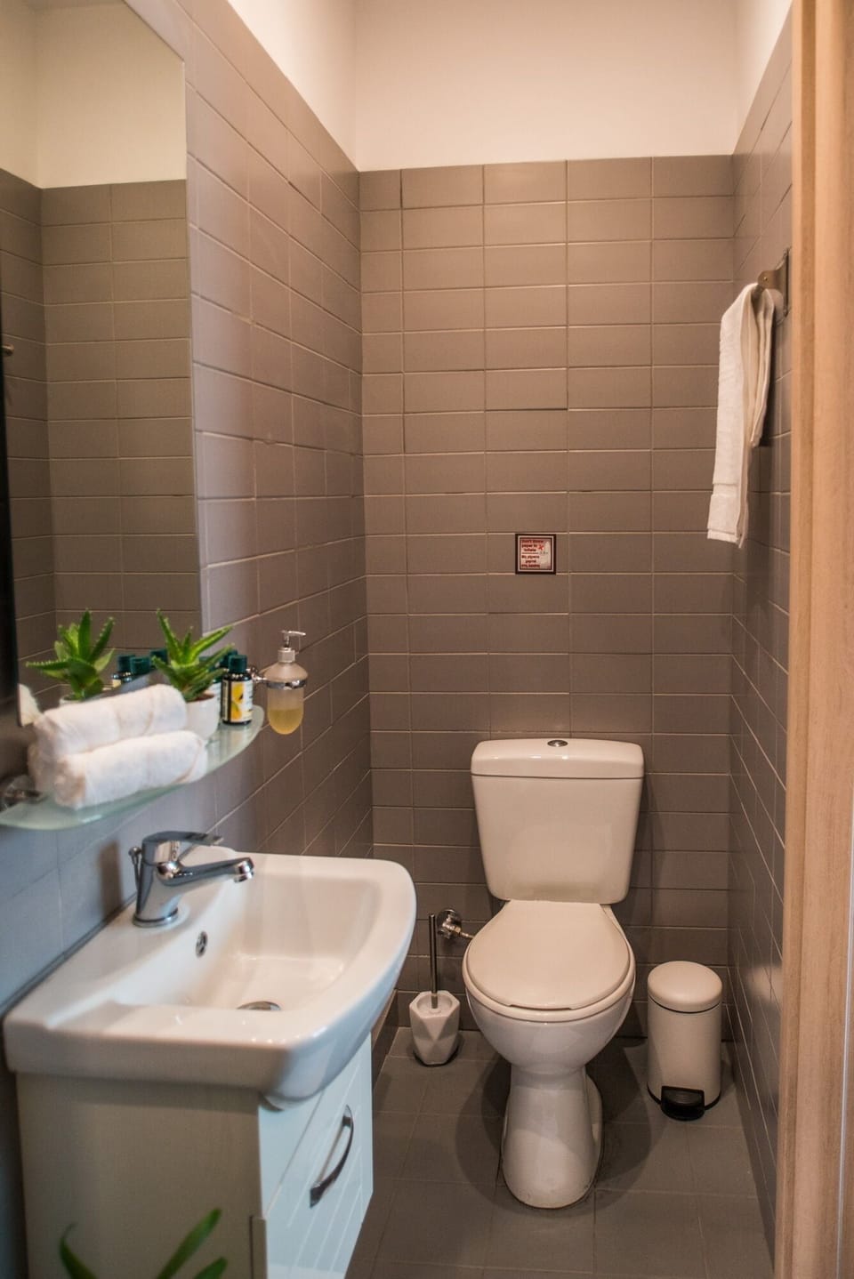Free toiletries, hair dryer, slippers