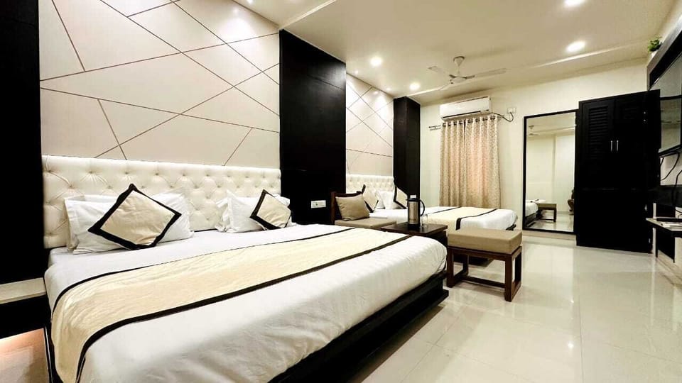 Family A/C Room | 1 bedroom, soundproofing, free WiFi