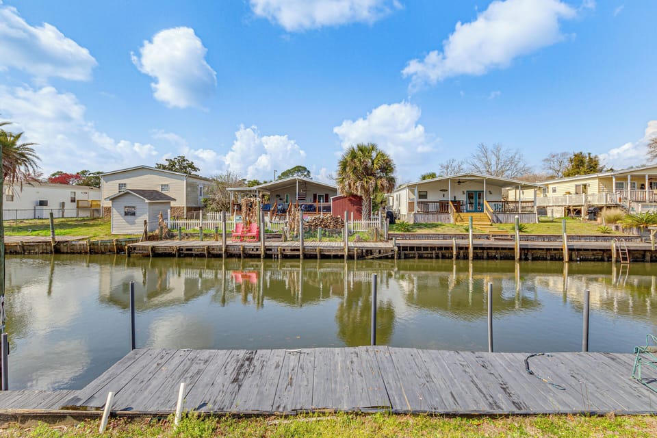 House (3 Bedrooms) | Front of property