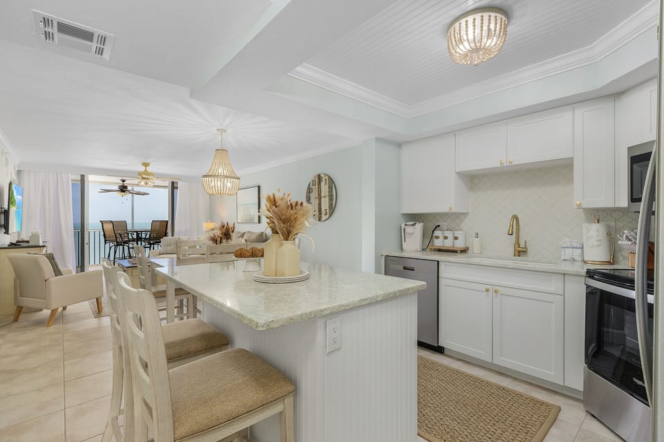 Condo, 2 Bedrooms | Private kitchen | Coffee/tea maker, fridge, oven, toaster