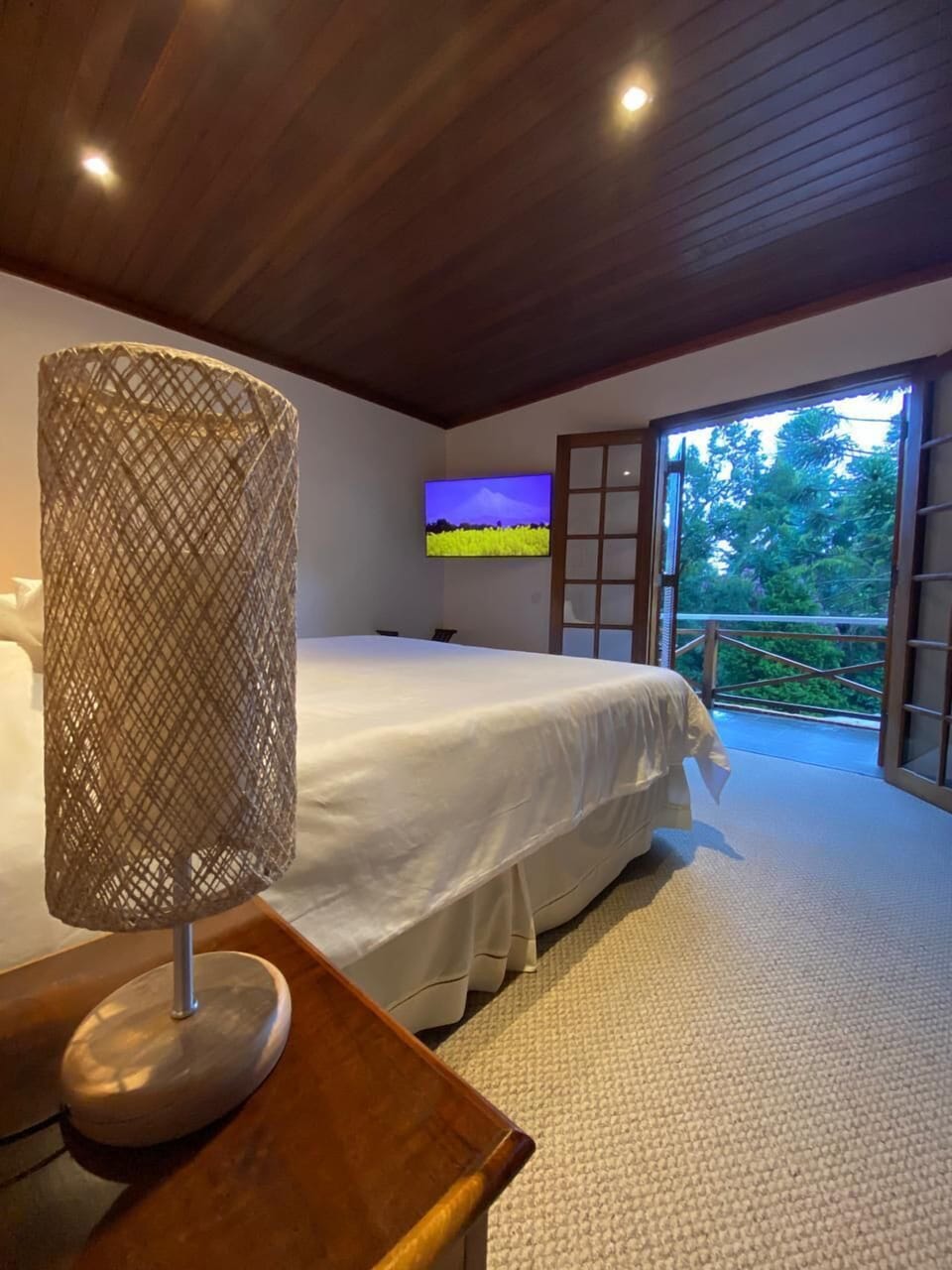 Deluxe Apartment | Hypo-allergenic bedding, soundproofing, free WiFi