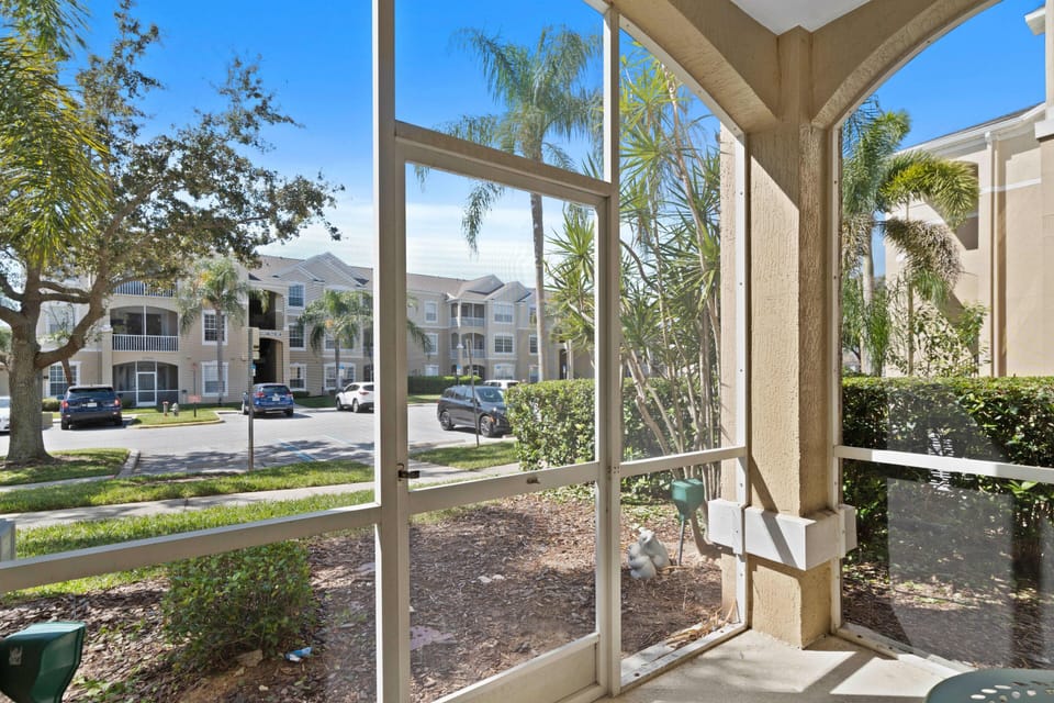 Outdoor - Balcony