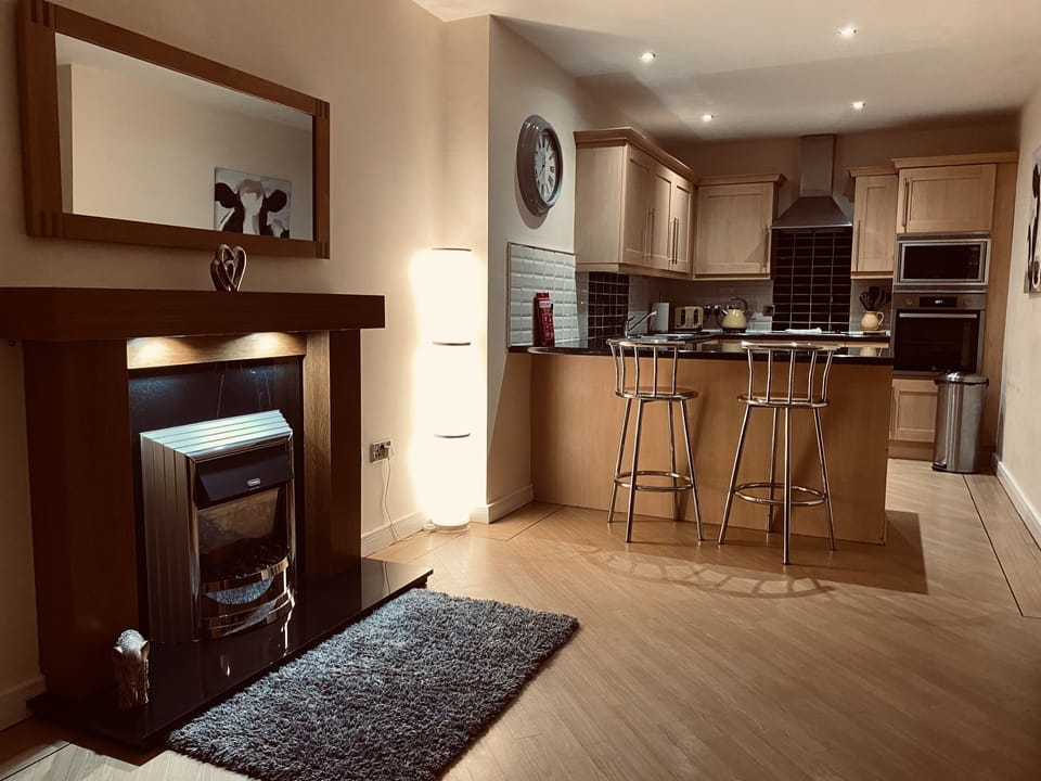 Apartment | Private kitchen | Fridge, microwave, oven, stovetop