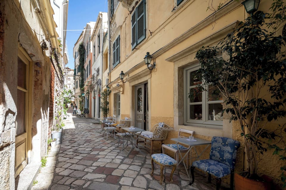"Discover the enchanting charm of Kantouni Bizi, just a step away from CasaNova Studio 4."