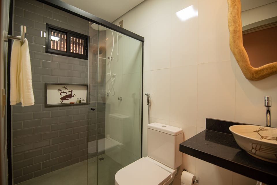 Standard Room | Bathroom | Shower, hair dryer, towels, soap