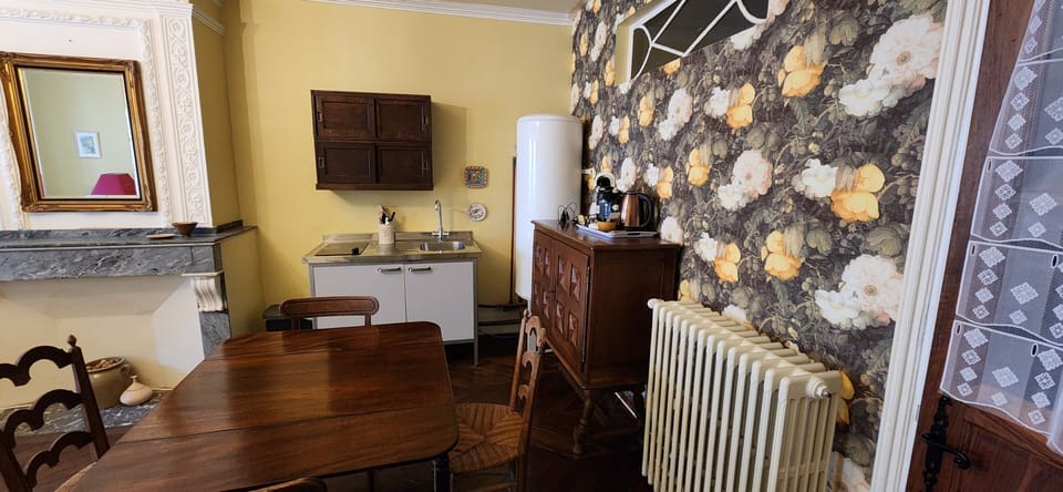 Private kitchenette