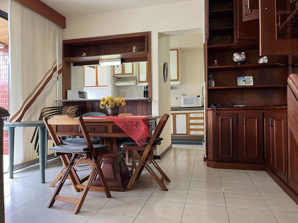 Apartment | Dining