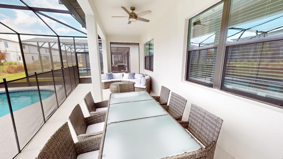 External Pool Area