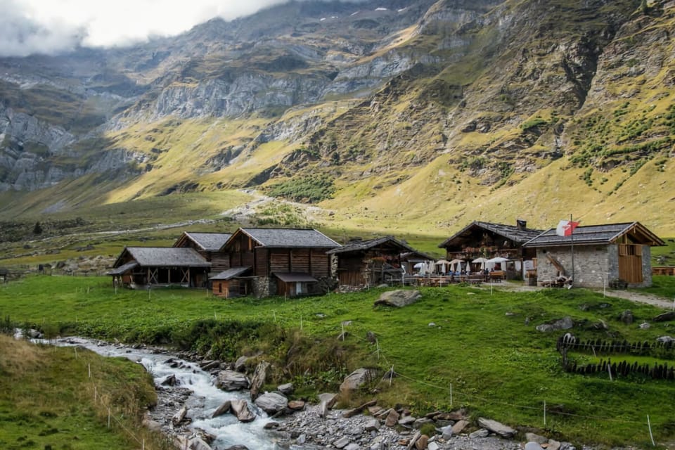 Immediate Surroundings [summer] (<1 km)