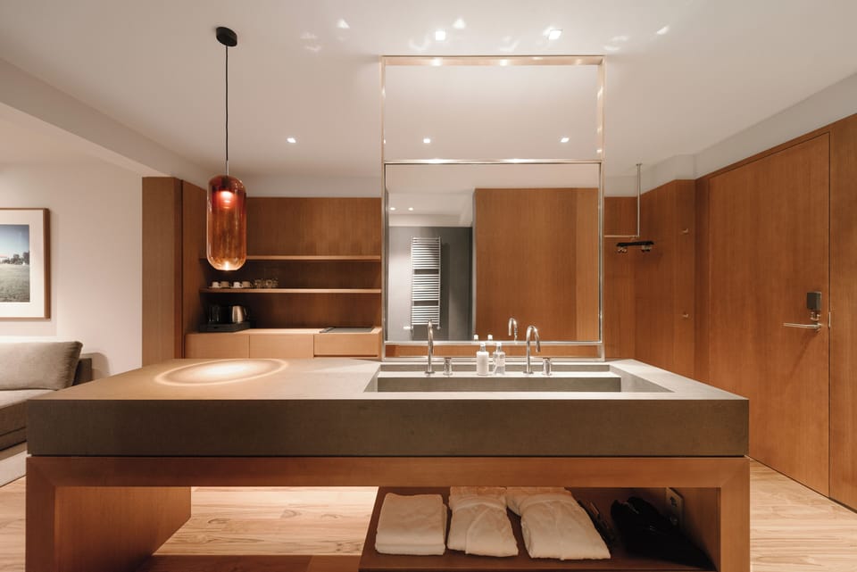 Junior Suite with Spa Access | Minibar, in-room safe, blackout drapes, free WiFi