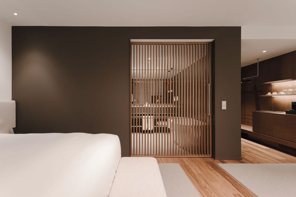 Classic Triple Room | Minibar, in-room safe, blackout drapes, free WiFi