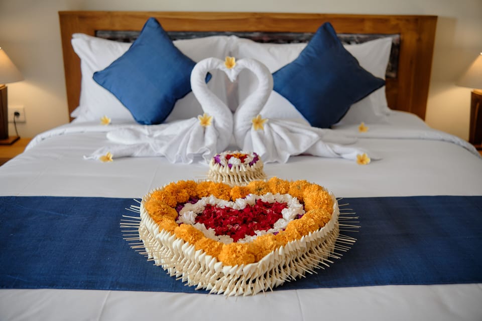 Deluxe Room | Minibar, free WiFi, bed sheets