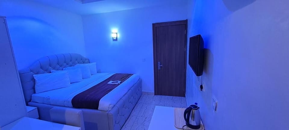 1 bedroom, soundproofing, free WiFi