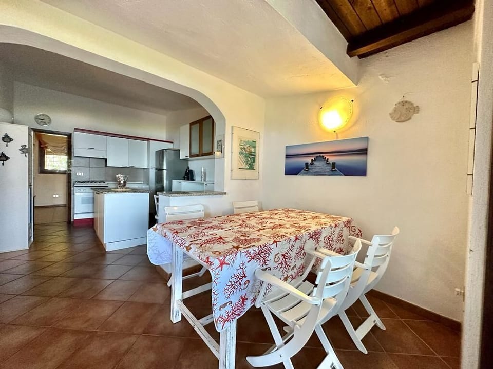 Apartment | Dining room