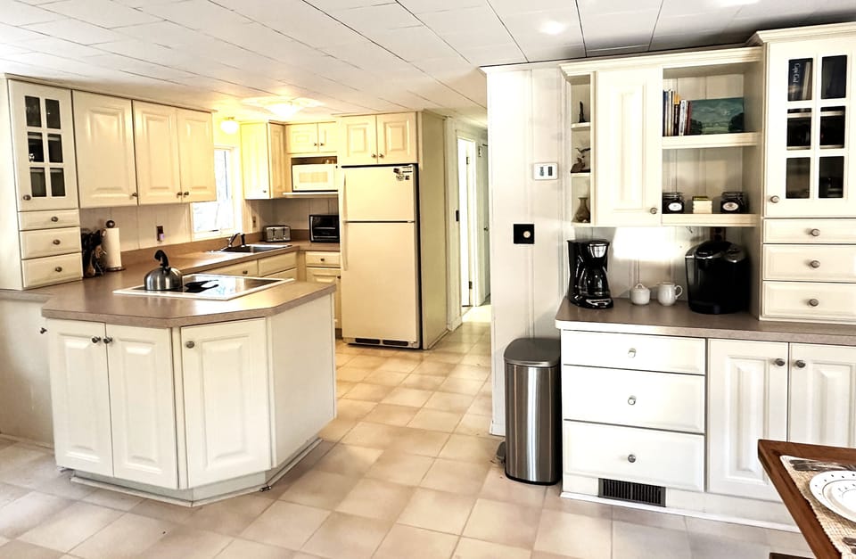 Full coffee bar to get you going in the mornings!