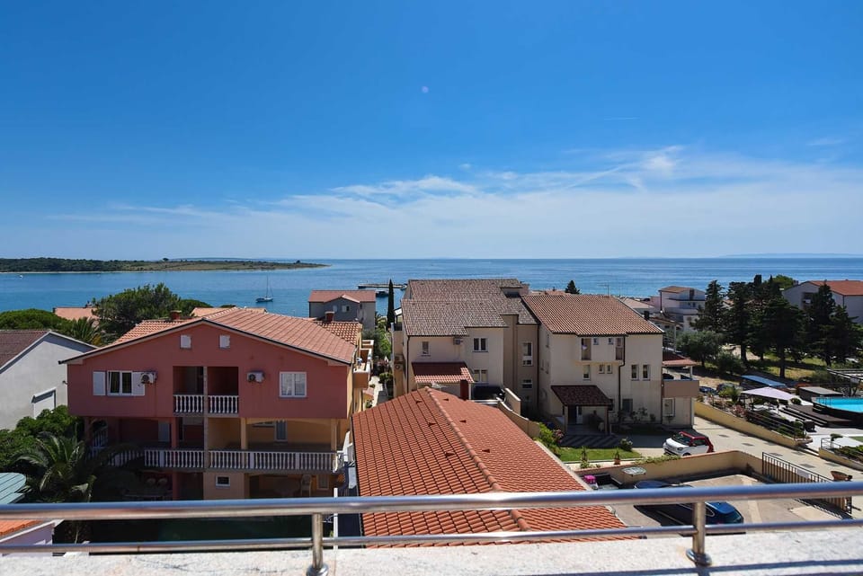 Beach/ocean view