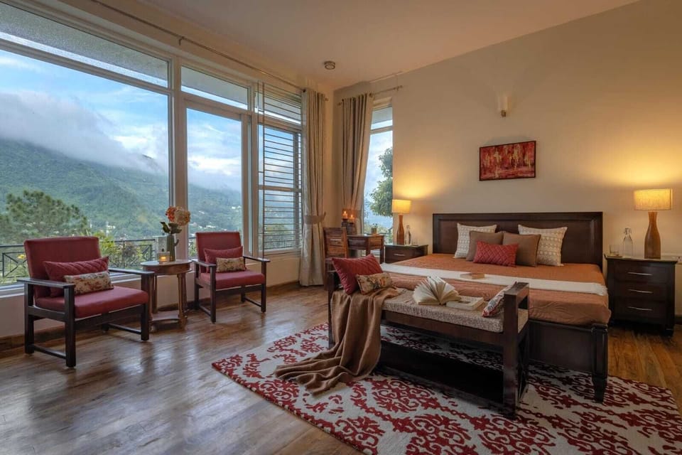 Luxury Room | Free WiFi