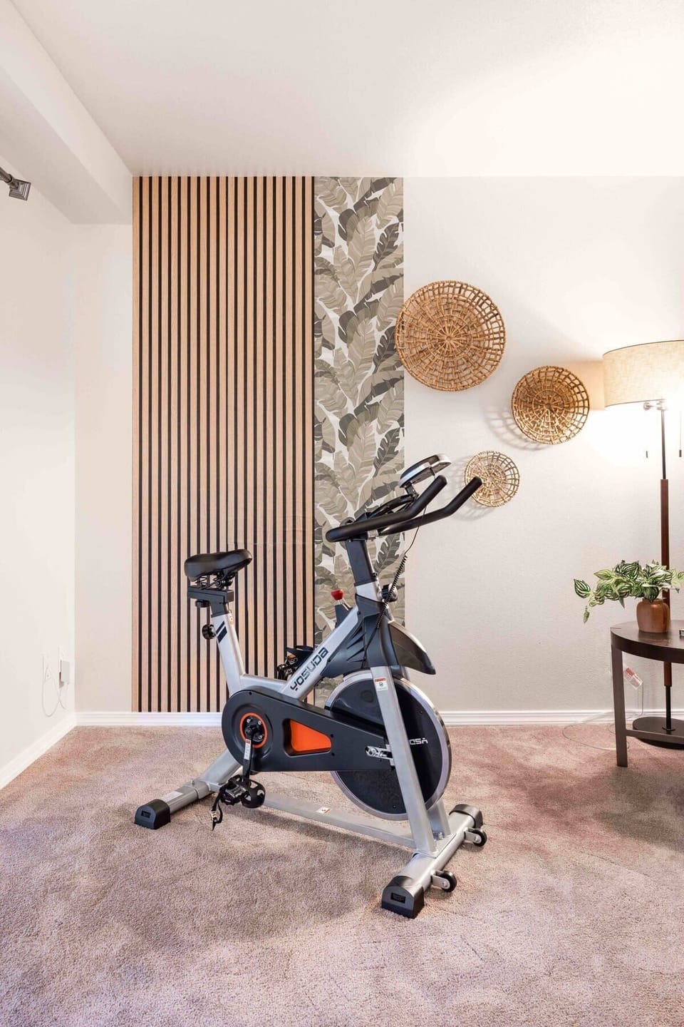 This is for you! Do exercise while watching TV