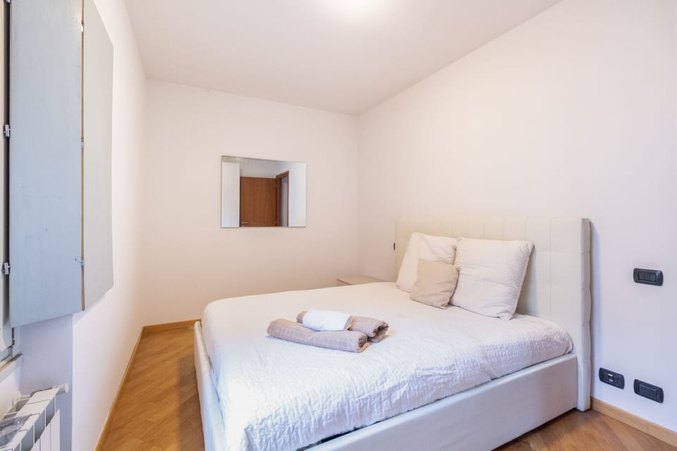 Classic Apartment | 1 bedroom, iron/ironing board, free WiFi, bed sheets