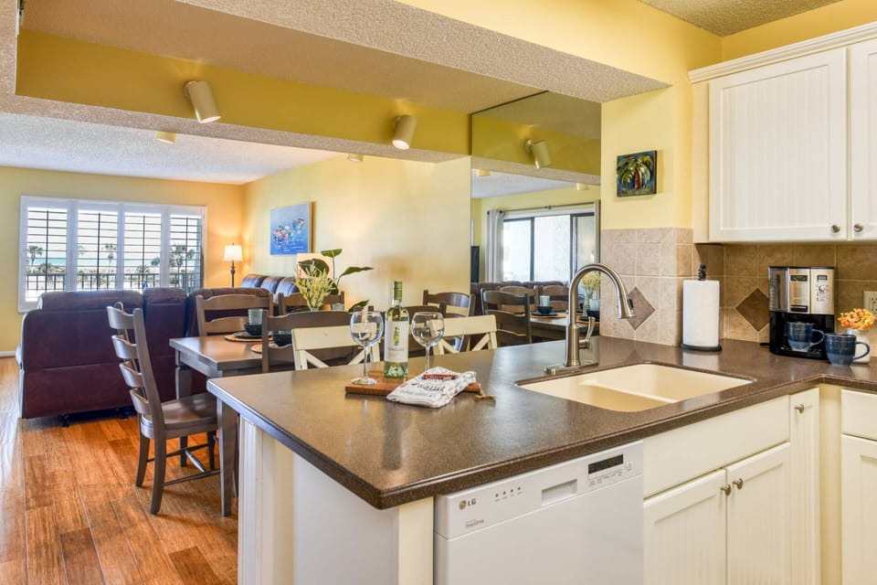 Condo (Colony Reef 3203) | Exterior