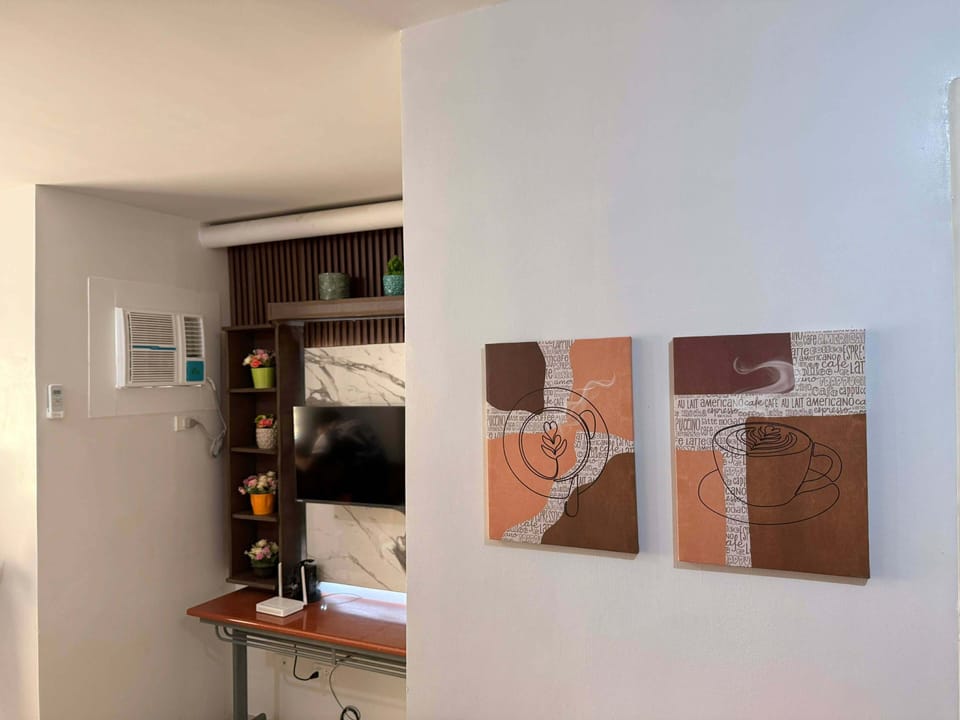 Comfort Studio, 1 Double Bed, Non Smoking, Kitchen | Living area