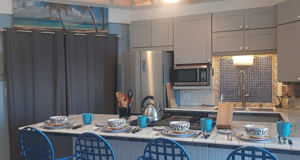 Kitchen & inside dining