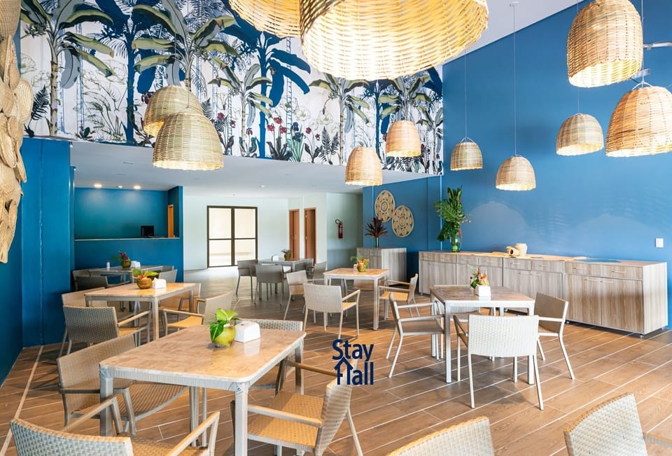 Bungalow | Dining