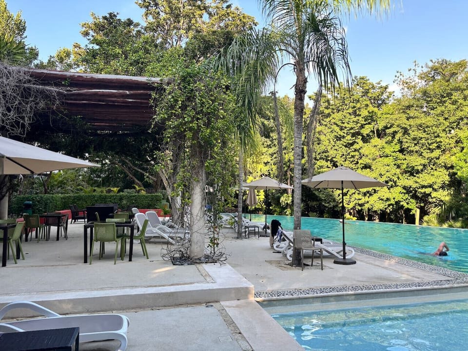 pool