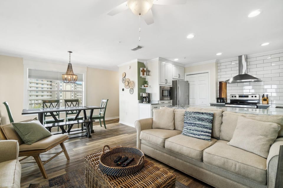 Condo, Multiple Beds (Grand Caribbean East 417) | Living area | TV