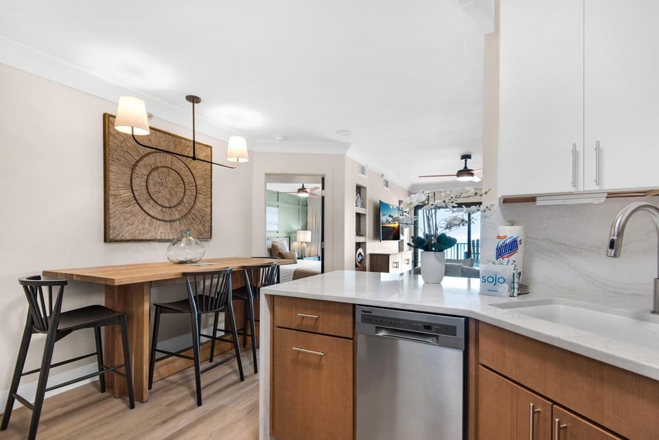 Apartment, Multiple Beds (Sundunes 122) | Private kitchen | Oven, toaster, paper towels