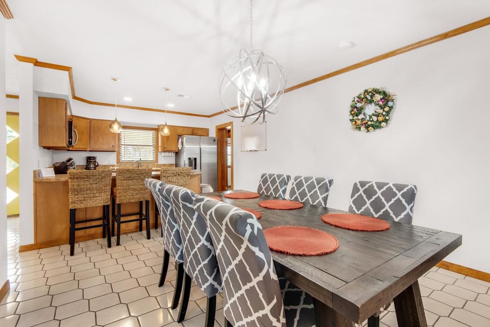 House, Multiple Beds (The Sugar Shack) | Dining