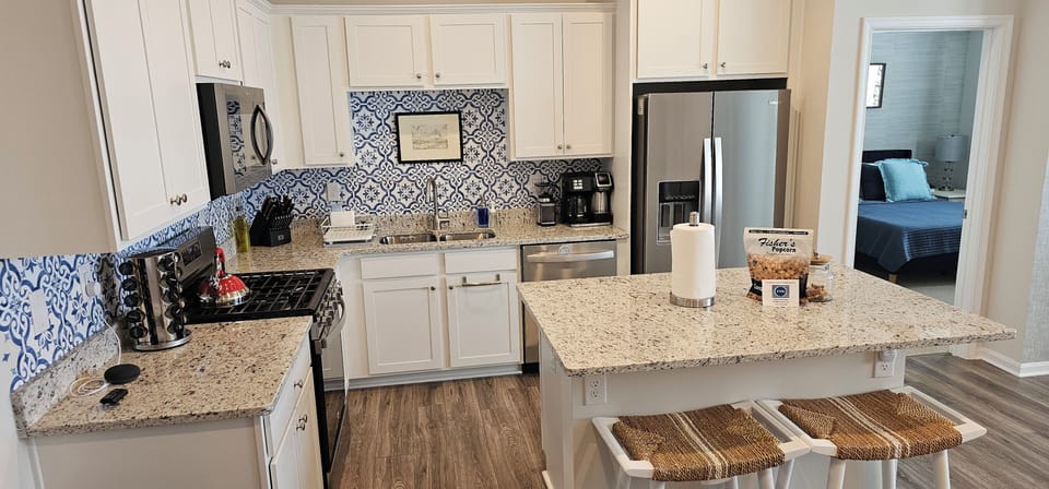 Brand new Kitchen, huge pantry, coffee station.  Fully loaded kitchen!!