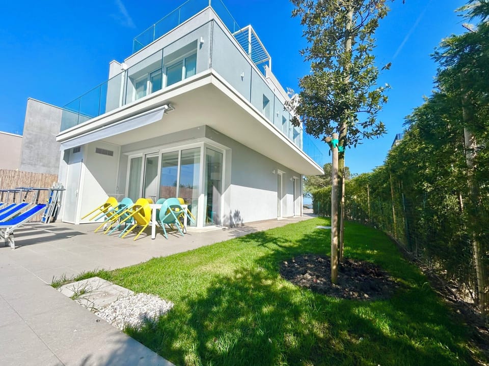 Villa, 4 Bedrooms, Private Pool, Garden View | Terrace/patio