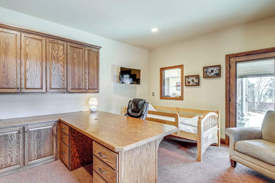 House (4 Bedrooms) | Interior