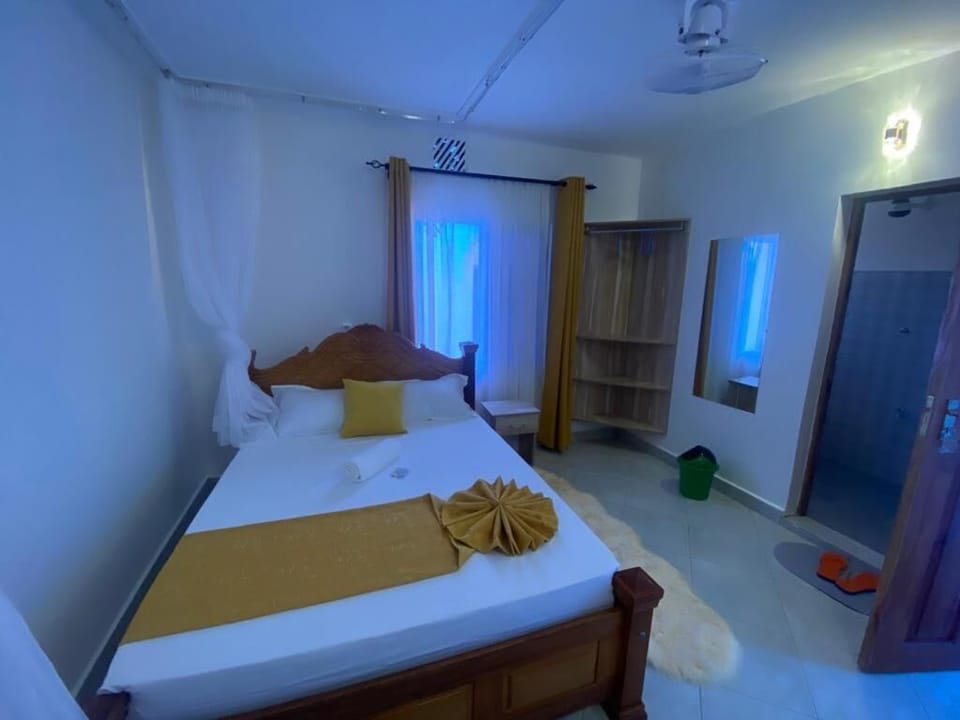 Deluxe Single Room | Free WiFi