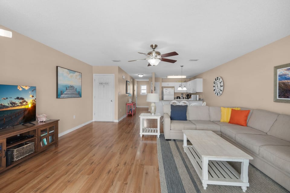 Living room to kitchen view