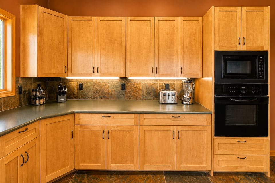 River Heights Kitchen (5)