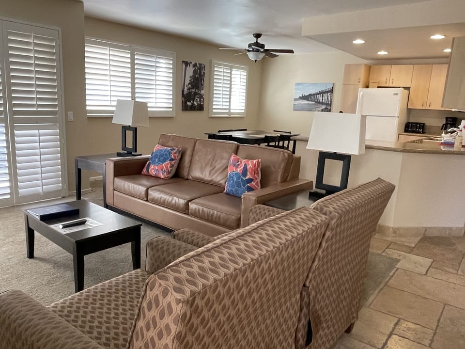 Spacious living room and kitchen 