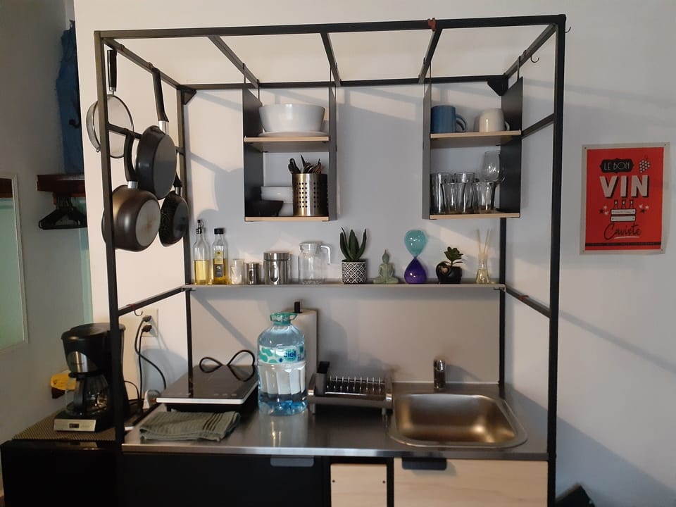 Equipped kitchen
