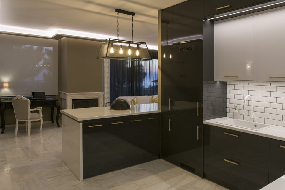 Design Apartment, 2 Bedrooms, Sea View | Private kitchen | Microwave, espresso maker, coffee/tea maker, electric kettle