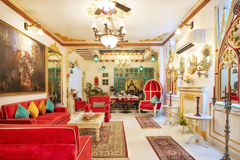 55-inch Smart TV with digital channels, Netflix, streaming services