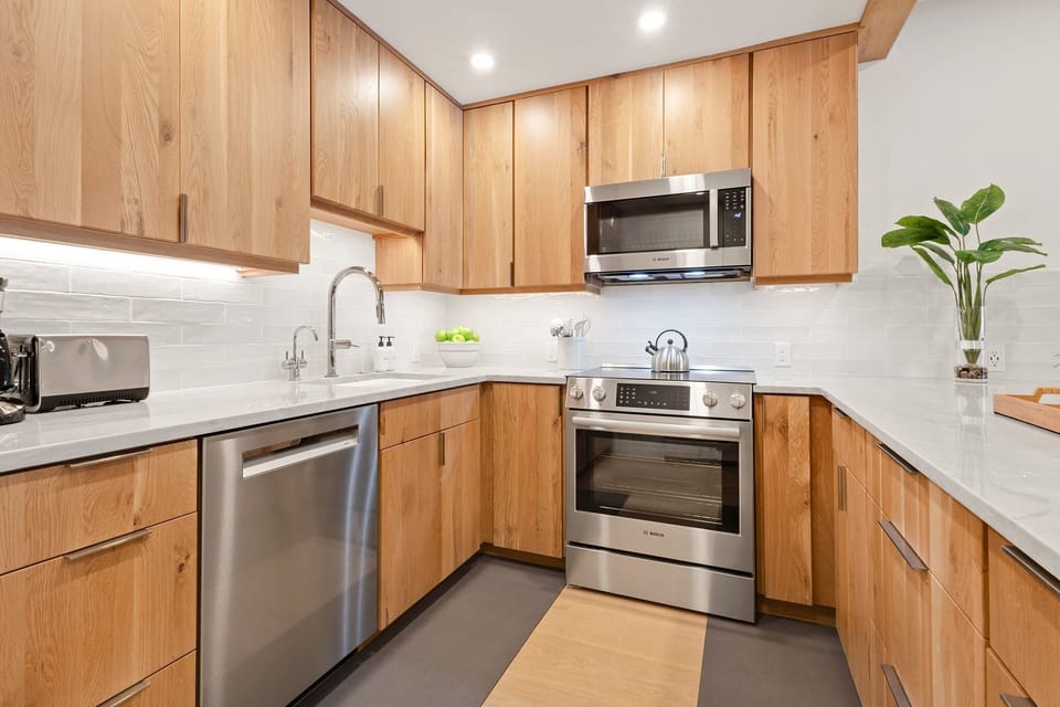 Perfect chefs kitchen fully equipped for all your needs.